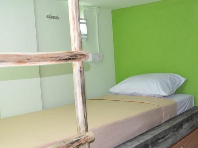 The Eco-Living Hostel Denpasar Exterior foto